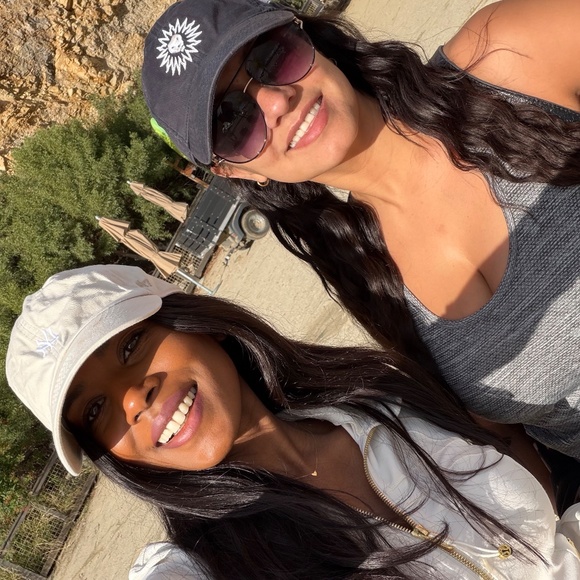 Meet your Posher, Caroline - Picture 2 of 4